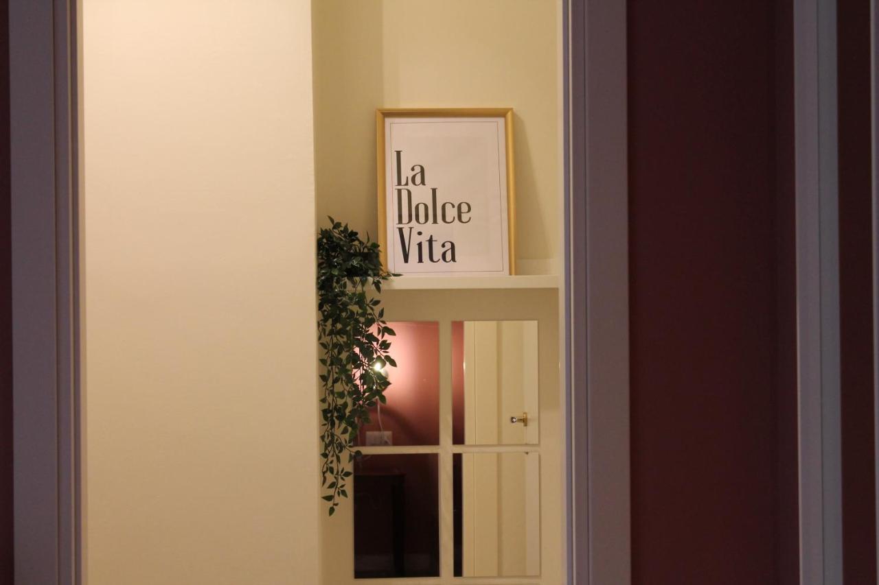 Bed and Breakfast Casa Hari à Salernes Extérieur photo